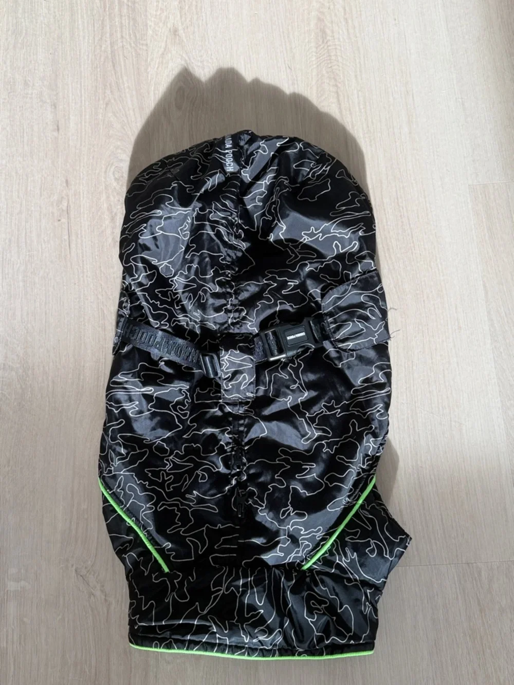 Canada Pooch lightweight black
